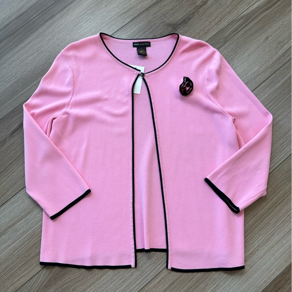 💕Vintage Pink with Black Trim Coquette Floral Detail Cardigan💕